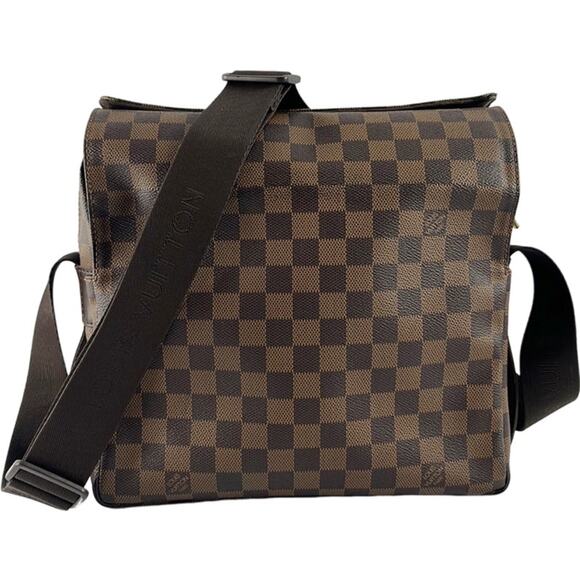LOUIS VUITTON Damier Ebene Naviglio Messenger Bag - Picture 2 of 14
